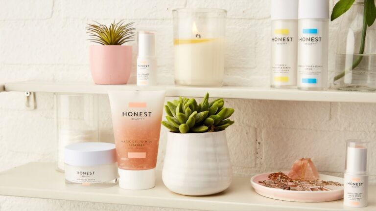 Top 5 Must-Have Skin Supplies for Every Skincare Enthusiast